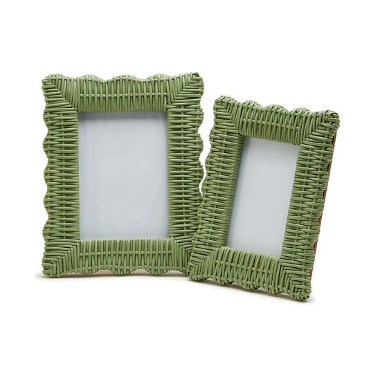 Green Wicker Scalloped Photo Frame