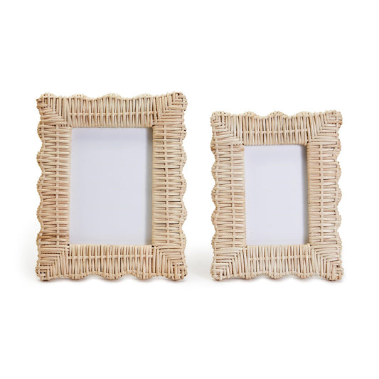 Natural Wicker Scalloped Photo Frame