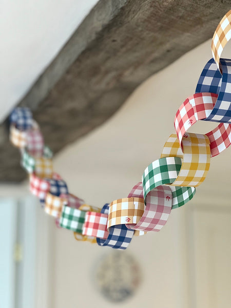 Gingham Paper chains